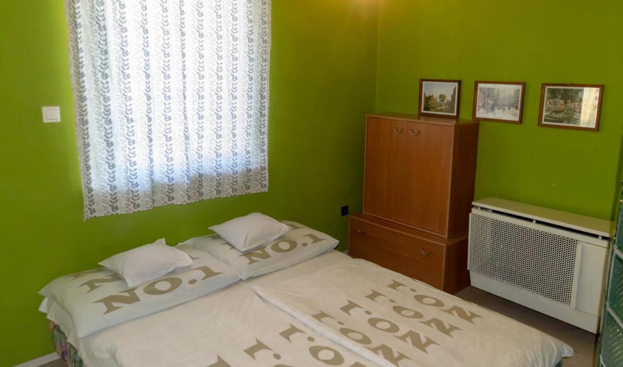 Zsolnay Apartman Siofok Exterior photo